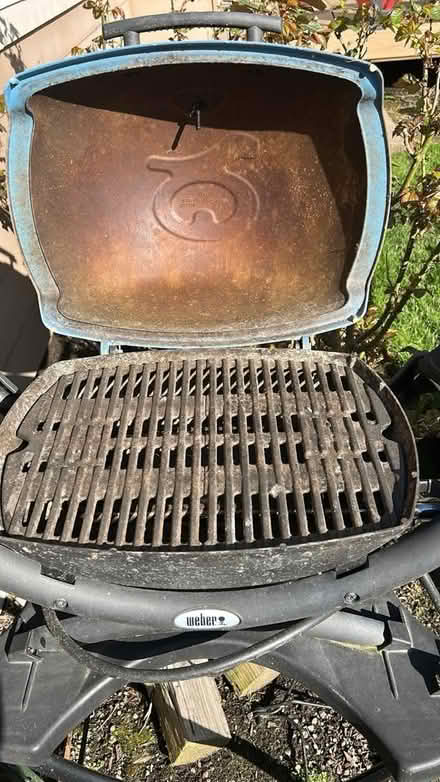 Photo of free Weber gas grill (Bethany) #1