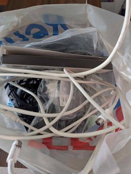 Photo of free Bag of old cables, audio, HDMI, etc (Hoddesdon EN11) #2