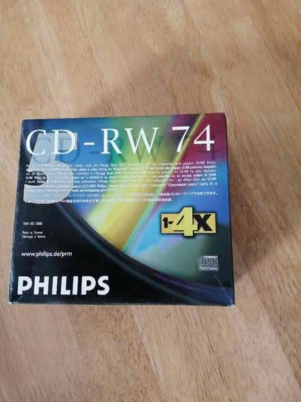 Photo of free 4 x CD RW sealed (Rainham Mark ME8) #1