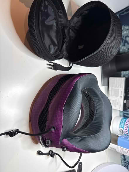 Photo of free Travel Neck Support Cabeau (W13) #4