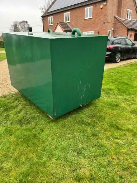 Photo of free Heating Oil Tank (CM6 Dunmow) #2