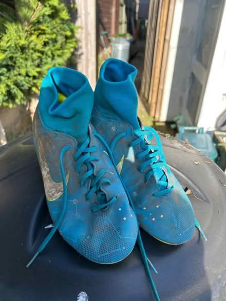 Photo of free Football boots (OX1 henwood) #1