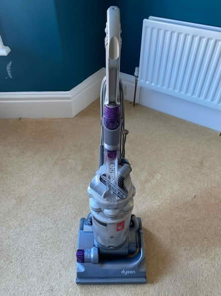 Photo of free Dyson vacuum (NE26 Whitley bay) #1