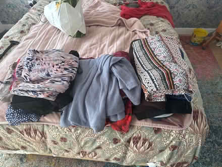 Photo of free Ladies cloths 22 to 26 (Ct93pn) #1