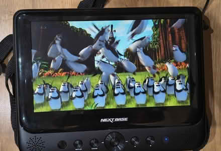 Photo of free Twin dvd players for travel (The Sands DH1) #3