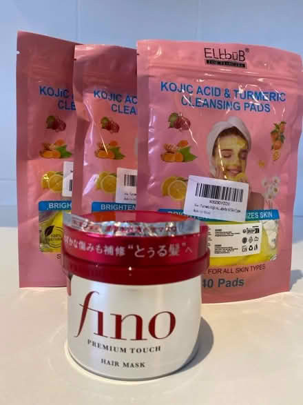 Photo of free Face cleansing pads and hair mask (Surrey Quays SE16) #3