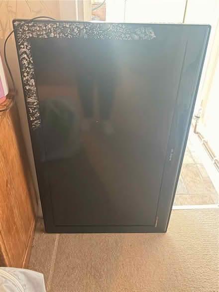 Photo of free 40" lcd tv (Hednesford WS12) #1
