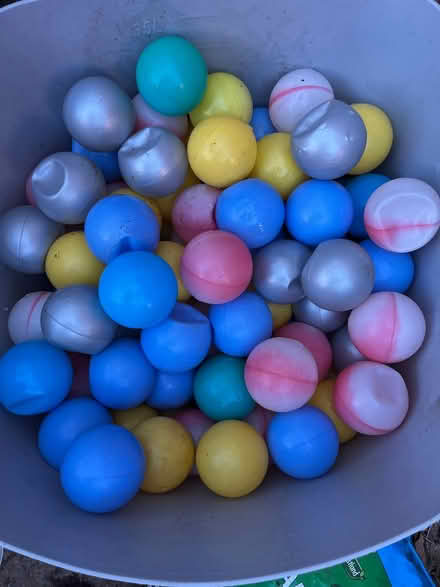 Photo of free Used plastic balls (Hucknall NG15) #1