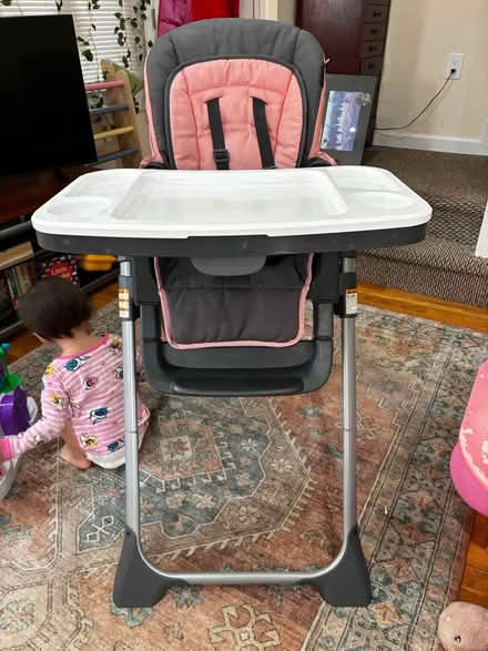 Photo of free High chair (Ozone Park Queens) #1
