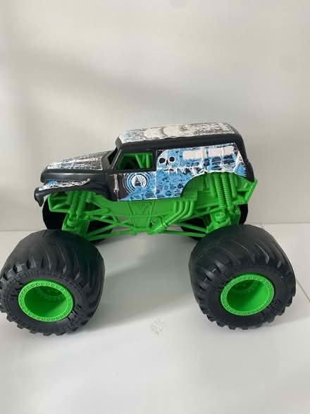 Photo of free Plastic monster machine (WA5) #1