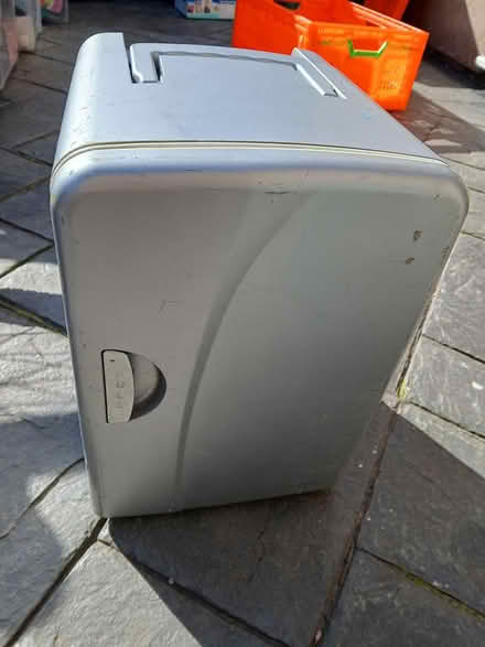 Photo of free Minibar, mini fridge (Leeds LS10) #1