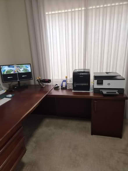 Photo of free office desk (Yokine) #1