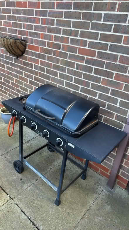 Photo of free gas BBQ / charcoal (Horsham RH12) #1