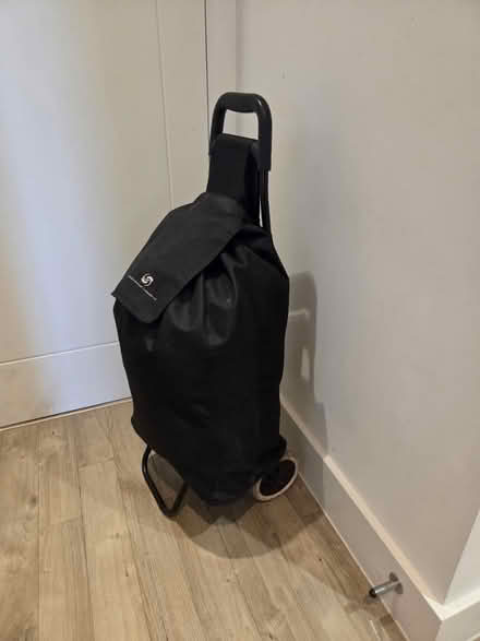 Photo of free Shopping trolley (W3) #2