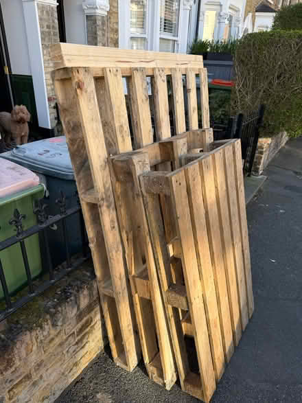 Photo of free A couple of wooden pallets (E7 0lj) #2