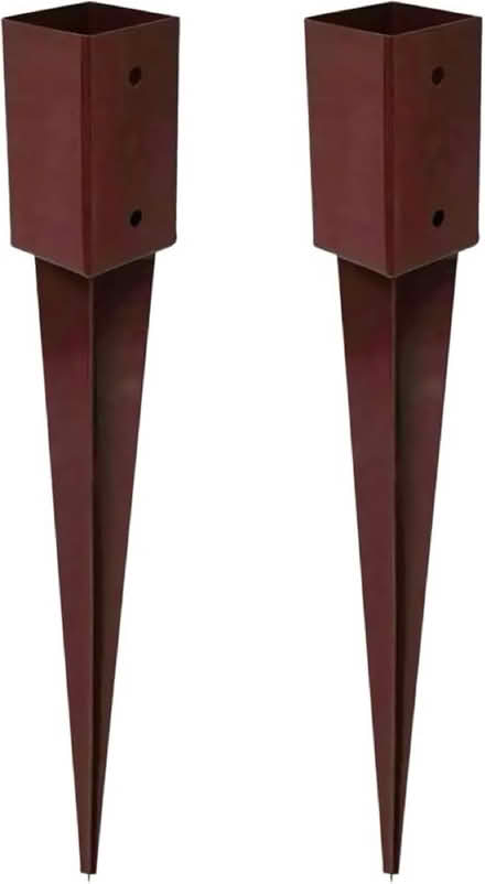 Photo of 4 fence post holders (BA2) #1