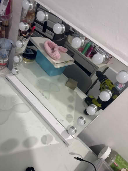 Photo of free Vanity mirror (Enfield EN3) #1