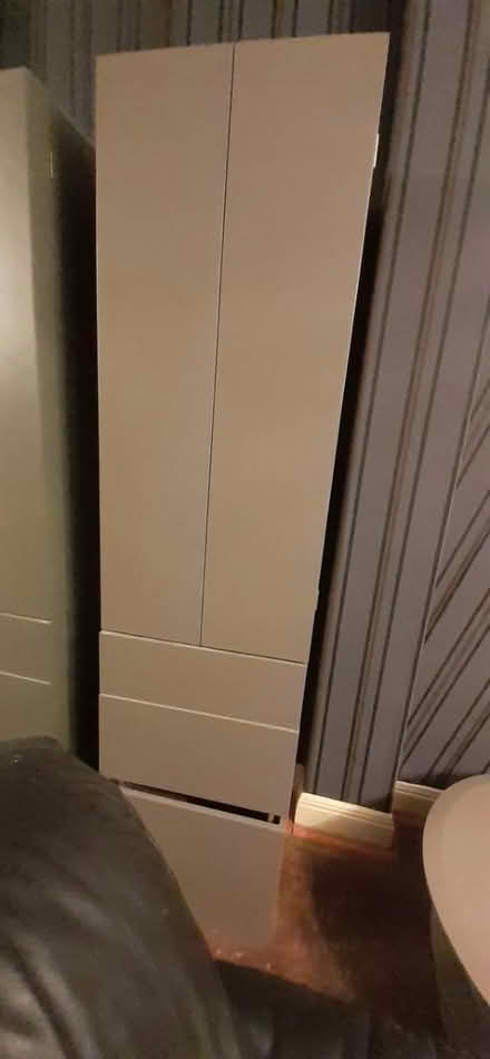 Photo of free Table an storafe u its (N10 muswell hill) #2