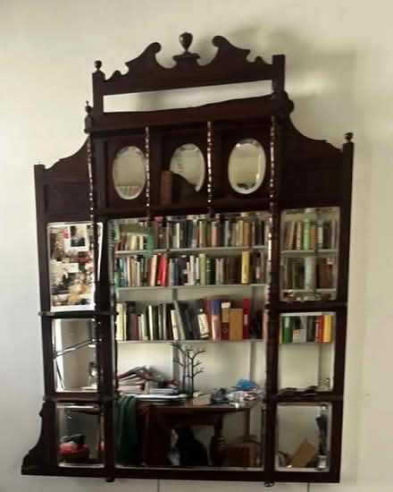 Photo of free Victorian mirror (Holland Park W11) #1
