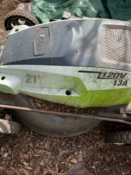 Photo of free Electric lawnmower (Downtown Mountain View) #2