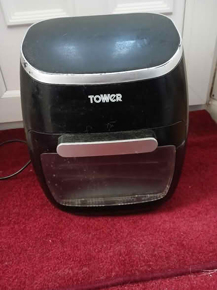 Photo of free Tower Air Oven (Addlestone KT15) #1