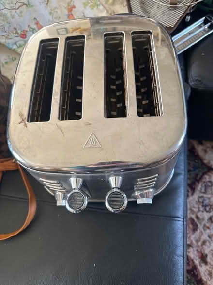 Photo of free Four slice toaster (Warton LA5) #1
