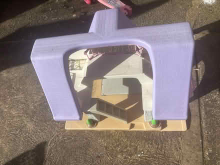 Photo of free Vintage doll house (Tadworth KT20) #1