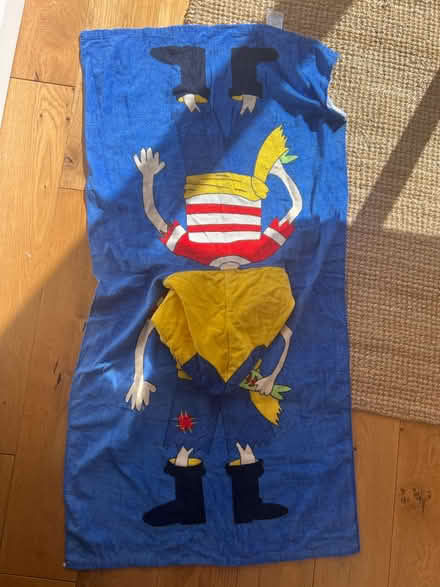 Photo of free Beach towel (West acton - W3) #3