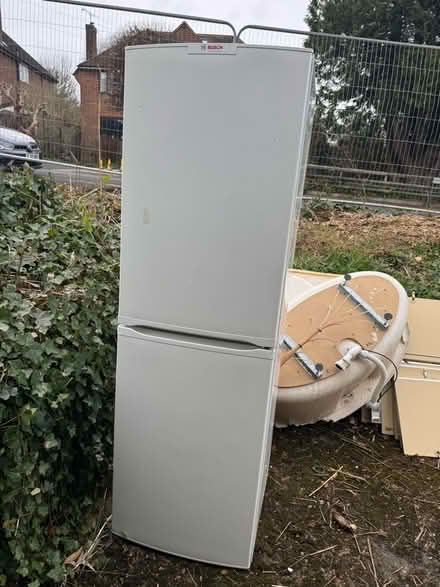 Photo of free Bosh fridge-freezer (Kippington TN13) #1