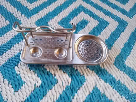 Photo of free Kitchen sponge and scrub holder (Town of LaGrange) #1