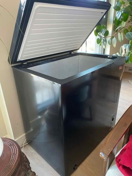Photo of free Russell Hobbs chest freezer 198L (Hove Station area BN3) #2