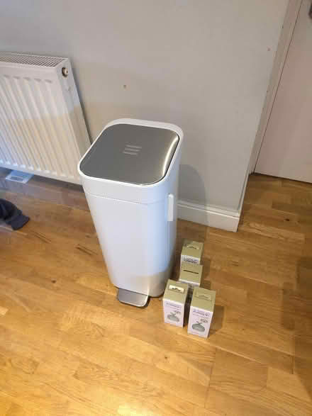 Photo of free Large pedal bin (Joseph Joseph) (North Finchley N12) #1
