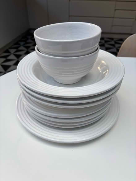 Photo of free White crockery (Aldrington BN3) #1