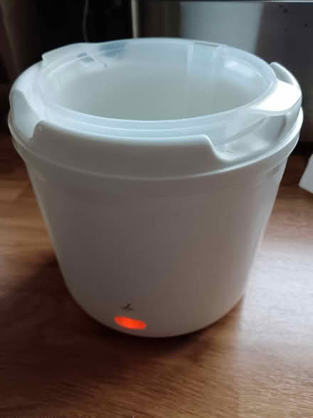 Photo of free Lakeland electric yoghurt maker (Toddington LU5) #3