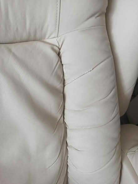Photo of free 2 Used electric recliner chairs (Basildon SS13) #4