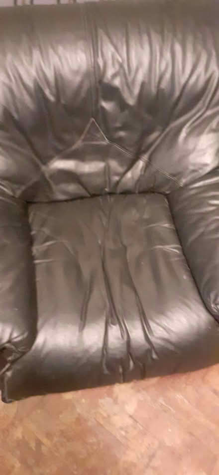 Photo of free Black leather sofa (N10 muswell hill) #1