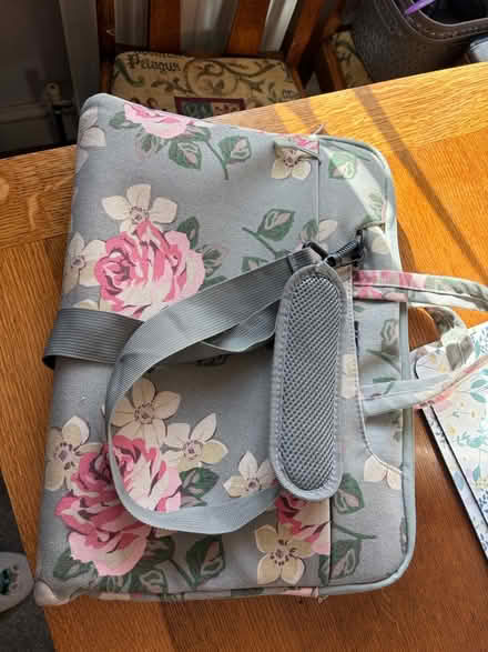 Photo of free Laptop bag (Ashton-U-Lyne OL6) #1