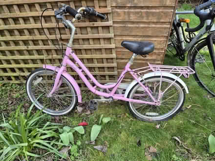 Photo of free Children's bike 20" (needs repair) (Cambridge CB1 (coleridge)) #1