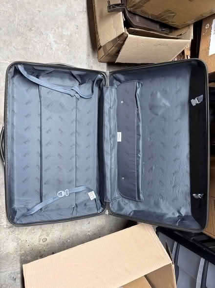 Photo of free Hard shell suitcase suitable for storage not travel (Welling DA16) #4