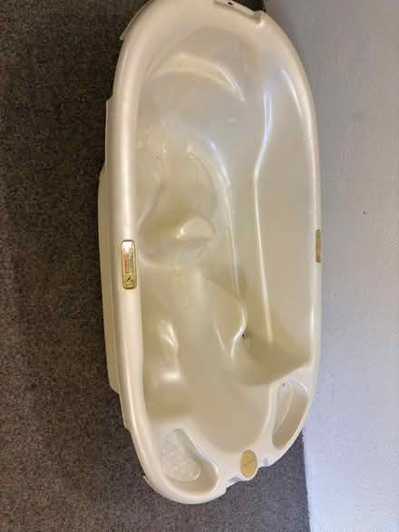 Photo of free Baby bathtub (Morningside EH10) #1