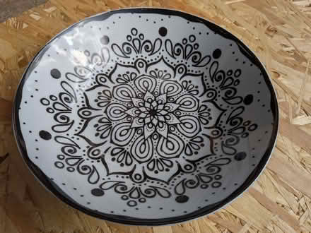 Photo of free Dinner Plates (ME13) #3