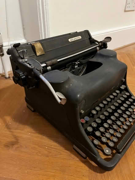 Photo of free Olivetti typewriter (Holland Park W11) #1