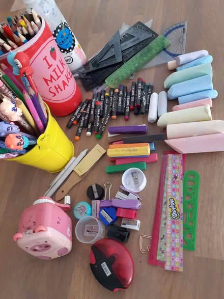 Photo of free Art & craft kids assortment (Saint George's CO2) #1