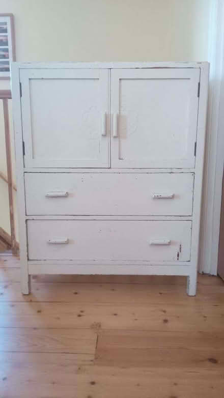 Photo of free Sideboard for restoration / upcycling (Kingswood BS15) #1