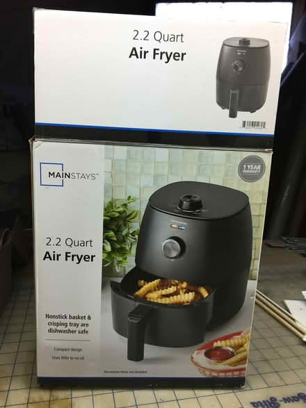 Photo of free Never been used air fryer (Swampscott Police Station) #1