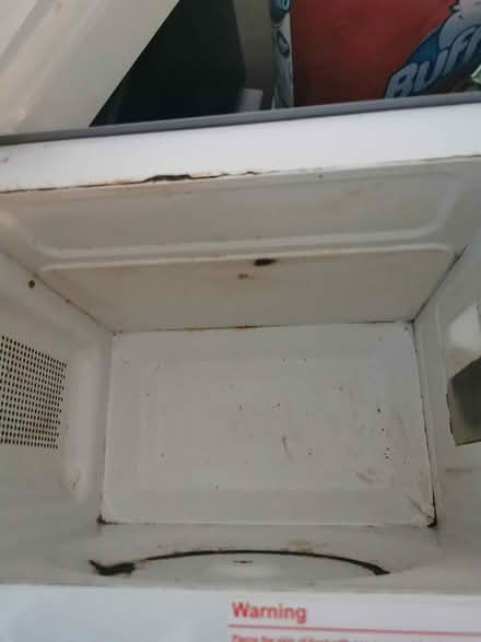 Photo of free Microwave (Parkstone BH14) #1