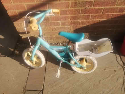 Photo of free Girls bike for approx 4 year old (BN24) #1