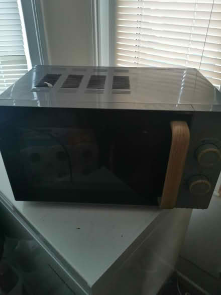 Photo of free Microwave (Parkstone BH14) #3