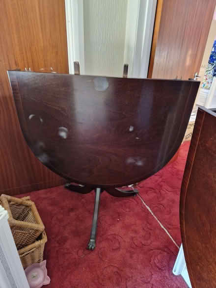 Photo of free Reproduction claw foot oval dining table, 4 chairs and 2 car (Knockholt Pound TN14) #2