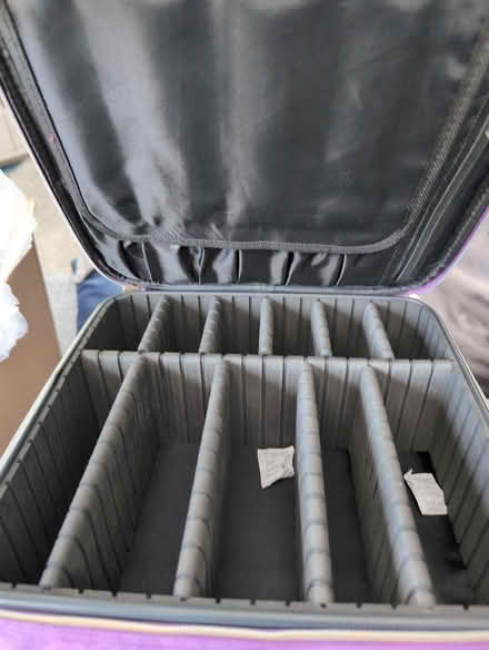 Photo of free Vanity makeup bag (MK42) #2